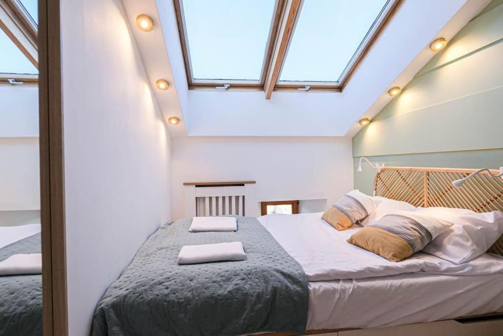 Cozy Loft Under The Wawel Sky Lejlighed Kraków Eksteriør billede